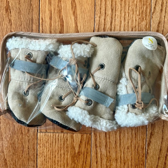 Fashion Pet Fleece Lined with Reflective Tape Dog Boots Set of 4 Size Small - Picture 2 of 5